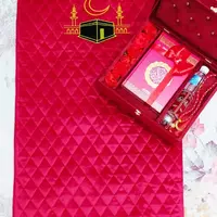   Namoz uchun sovga toplami