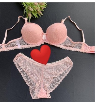 Комплект нижнего белья ажурный (розовый) - 200 000 сум / шт.