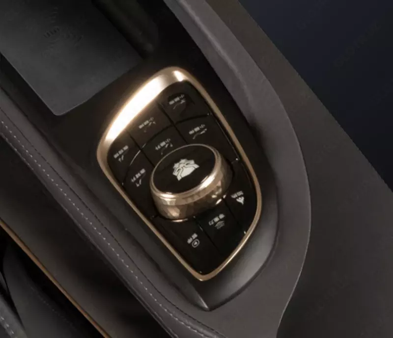 Массажное кресло премиум класса QR-8900 Black Panther SPORTMIX