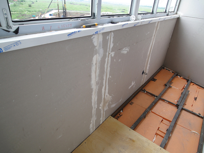 Zaminni, devorlarni va balkonni izolyatsiyalash