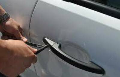 Услуга вскрытия автомобиля