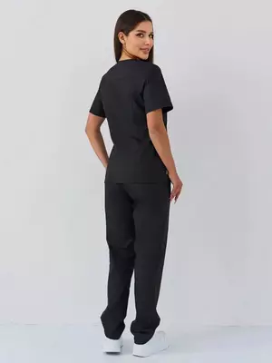 Ayollar uchun tibbiy kostyum va shimlar - 380 000 so'm / dona