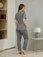 Ayollar uchun tibbiy kiyim - {0} so'mdan