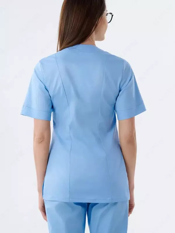 Медицинский костюм женский