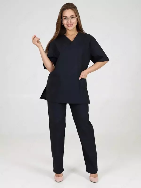 Ayollar uchun oshpaz kombinezonlari