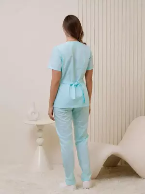 277 500 сум / шт Костюм медицинский женский