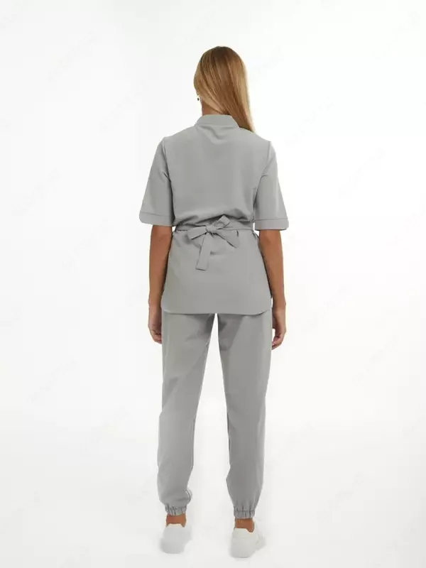 Tibbiy jarrohlik kostyumi