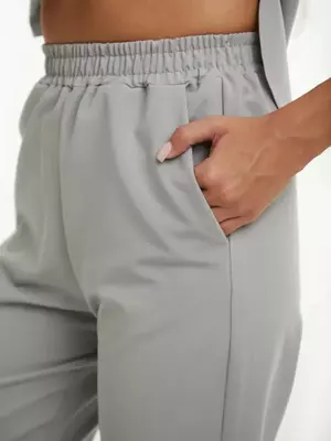 Tibbiy jarrohlik kostyumi