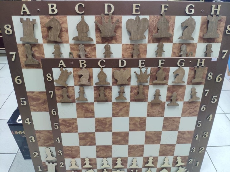 Shaxmat bo'yicha dizaynerlar taxtasi (katta) - 1 200 000 so'm