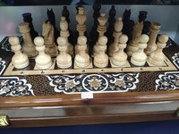 Дизайнерская настольная доска для шахмат (прямоугольная) - 4 200 000 сум