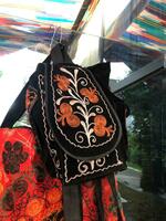 Сувенирный рюкзак с вышивкой сюзане