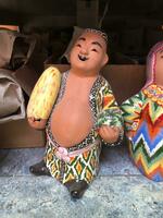 Традиционные сувениры статуэтки