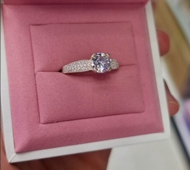 Кольцо женское вариант №.3