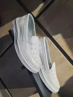 Ayollar uchun tibbiy poyafzal