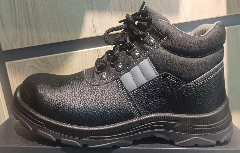 Рабочие ботинки для тяжелых условий - от {0} сум