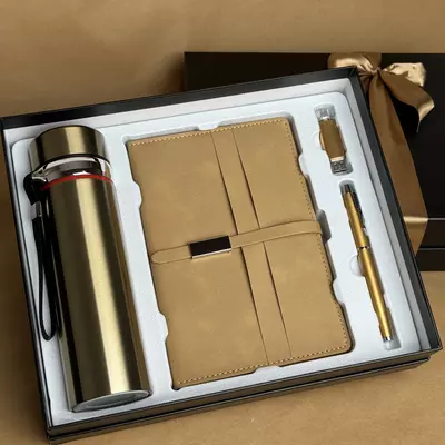 Элегантный набор бизнес-подарков для партнеров