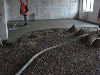 Делаем стяжку пола вертолётом и насосом быстро и качественно! Механизированная стяжка полов! MODUL STROY