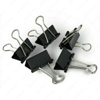 Qog'oz uchun 25m (12 dona) qora Deli E38564 klipi - {0} so'mdan