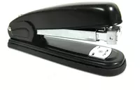   Степлер Deli E0324  скобы № 24/6 и 26/6  на 25 листов