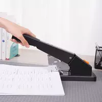   Stapler Deli E0396  shtapellar № 23/6 va 23/23  210 varaq