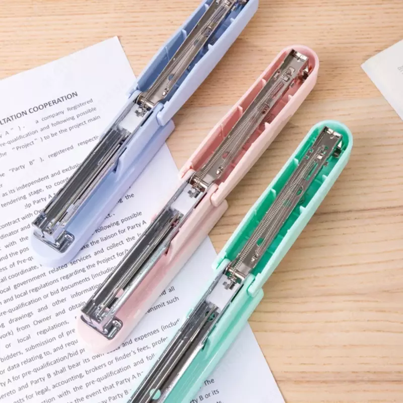  Степлер Deli E0402F  скобы № 24/6 и 26/6  на 25 листов - OOO GAPPAROV