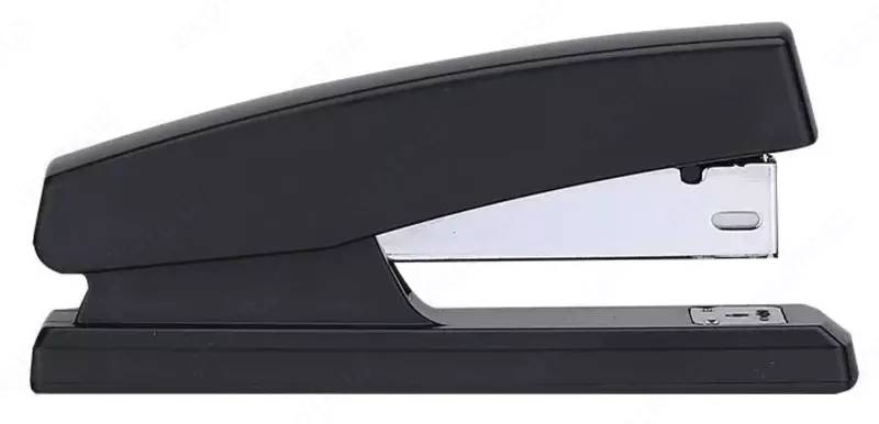 Степлер Deli E0425  скобы № 24/6 и 26/6  на 25 листов