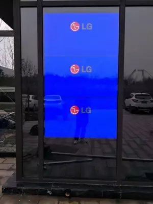 LG 55” LCD Видеостена 3.5мм