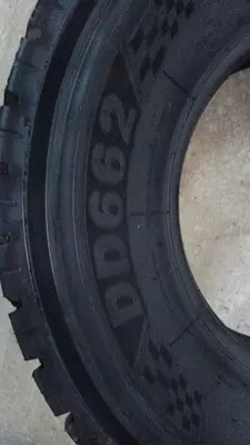 Narx so&#039;rov asosida Avtomobil shinasi 315/80R22.5 мод. DD 662 PR 20 DOVROAD