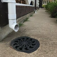 Трап и лотки для агорода и брусчатка