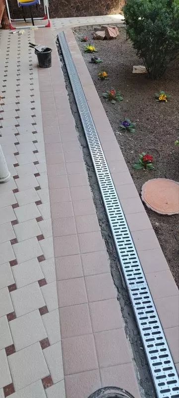 Лоток дренажный для отвода воды TURON DRAIN