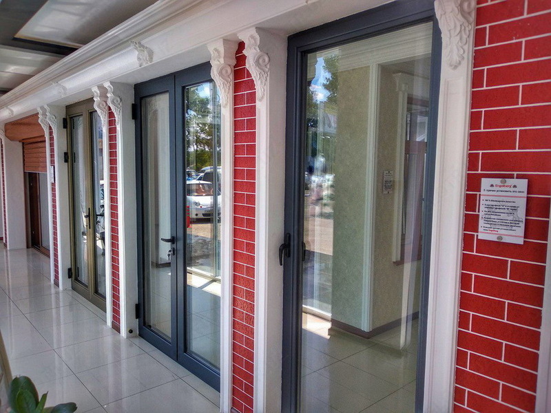 004 raqamli "IMZO" eshiklari