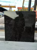 Yaltiroq kafel 60/60 dona qora - 78 000 so'm