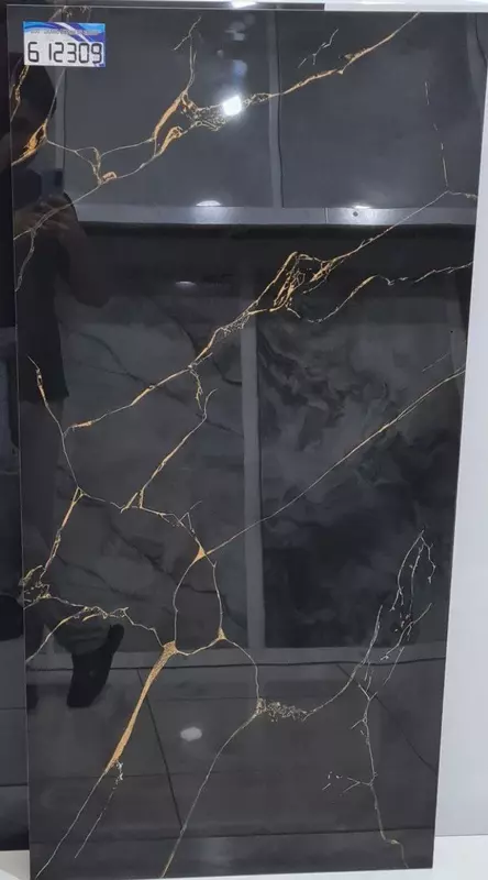 Керамическая кафельная плитка Азербайджан 120/60