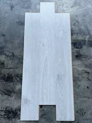 Zamin uchun laminat (Tarkett), qalinligi 7 mm, Rossiya