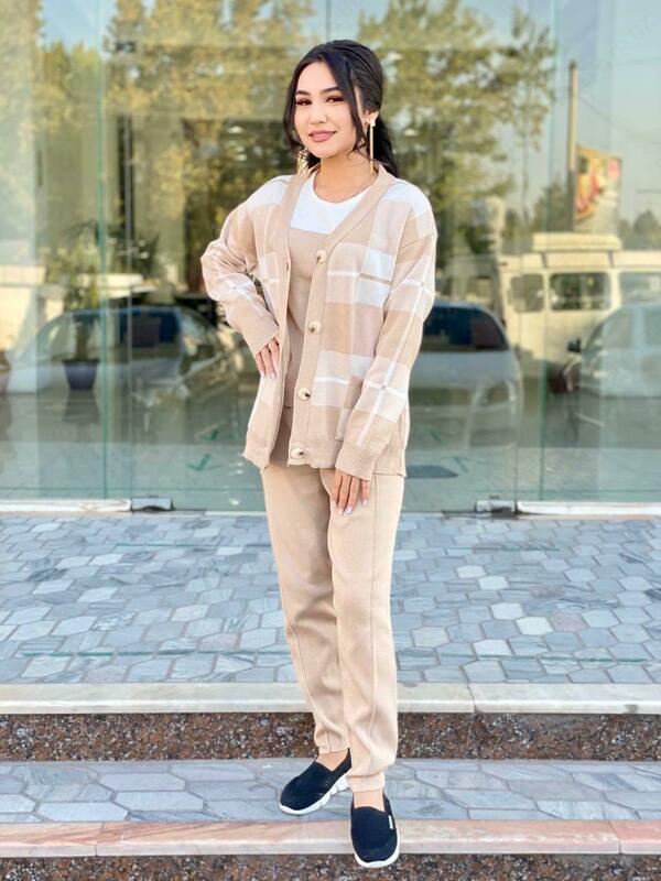 Тройка женская №2