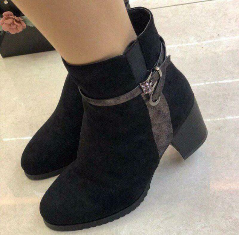 Женские сапожки №2