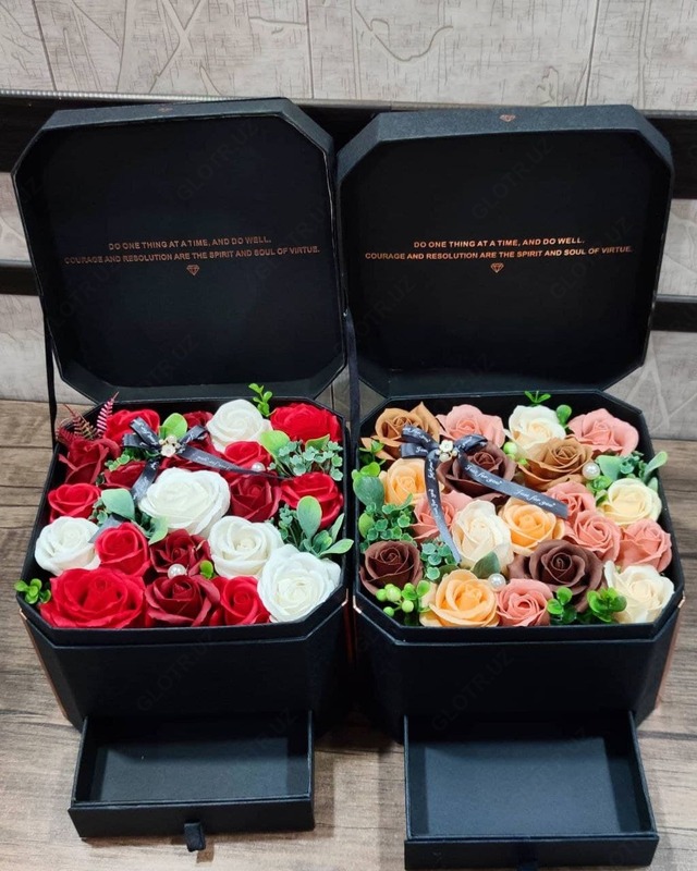 Bir qutidagi guldasta