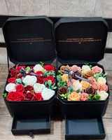 Bir qutidagi guldasta