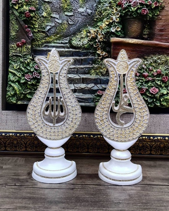 Сувениры в виде надписи Аллах