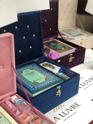 Подарочные разноцветные наборы - Цена по запросу