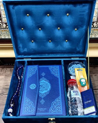 Yuqorida yozuv bilan sovg'alar to'plami, № 2 model