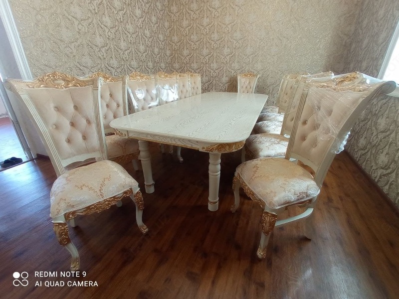 №2 stol va stullar to'plami