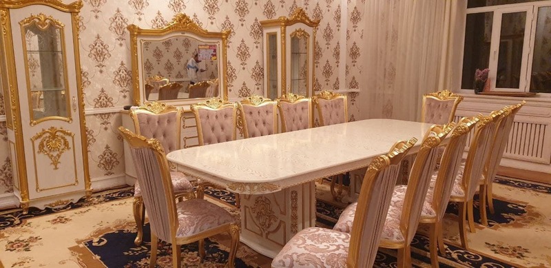 Набор из стола и стульев №.4