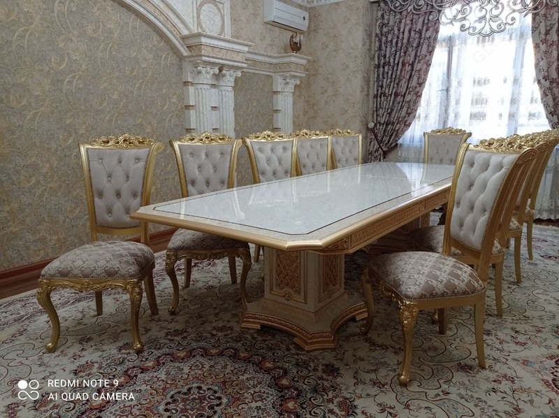 № 32 stol va stullar to'plami