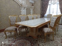 № 32 stol va stullar to'plami