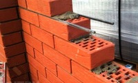 Кладка кирпича