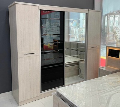 Шкаф модель № 6