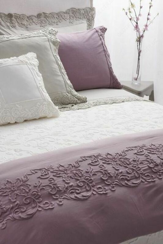 Профессиональная Вышивка на Постельном Белье