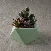 кашпо из бетона композиция