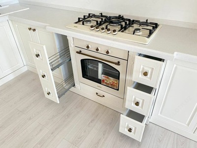 Кухонный гарнитур 025 - Цена по запросу